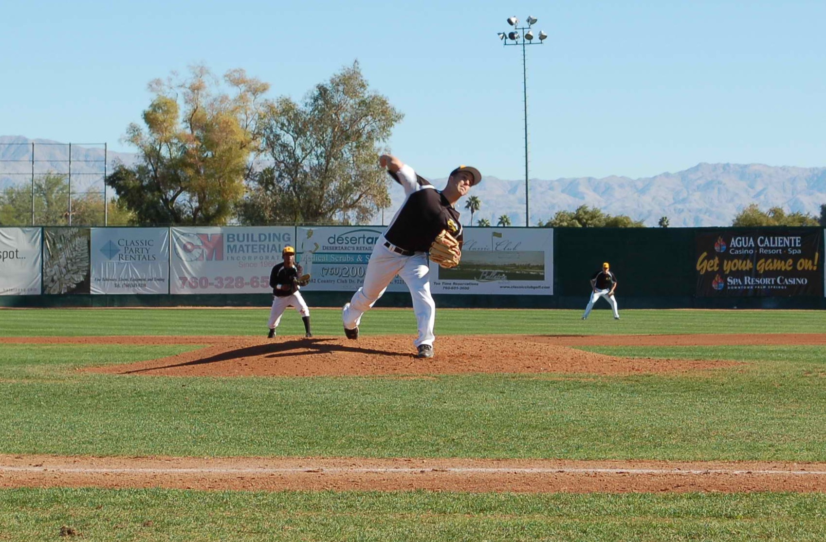 The 2011 California Winter League is Underway!