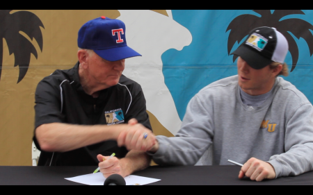 PRESS RELEASE: Delmotte Signs with Texas Rangers